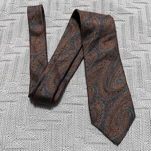Vintage Fendi brown paisley silk tie